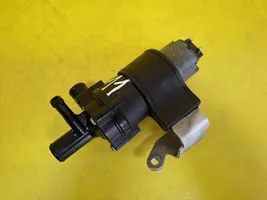 Mercedes-Benz E AMG W210 Pompe à eau de liquide de refroidissement 0018353564