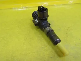 Volkswagen Golf V Injecteur de carburant 03G130073B