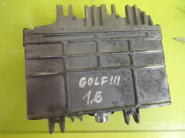 Volkswagen Golf III Calculateur moteur ECU 032906026D