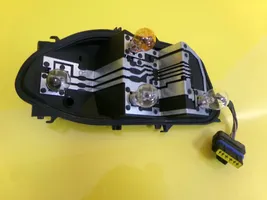 Renault Clio III Porte ampoule de feu arrière 89035088