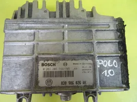 Volkswagen Polo III 6N 6N2 6NF Moottorin ohjainlaite/moduuli 0261203744