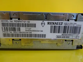 Renault Megane II Stacja multimedialna GPS / CD / DVD 8200205833