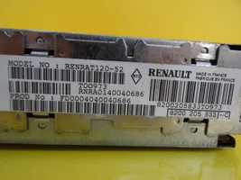 Renault Laguna II Radio/CD/DVD/GPS-pääyksikkö 8200205833C