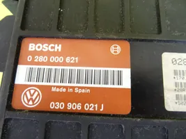 Volkswagen Golf II Dzinēja vadības bloks 0280000621