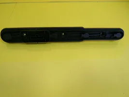 Ford Focus C-MAX Takavalon polttimon suojan pidike 158952