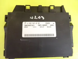 Mercedes-Benz C W203 Module de contrôle de boîte de vitesses ECU A0325454332