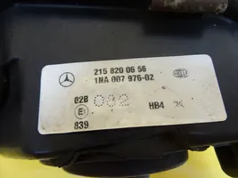 Mercedes-Benz C W203 Передняя противотуманная фара 2158200656