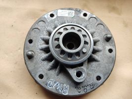 BMW 4 F32 F33 Supporto per montante superiore anteriore 6881929