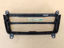 BMW 4 F32 F33 Cadre, panneau d'unité radio / GPS 64119207195