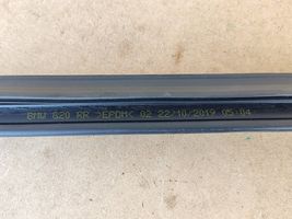 BMW 3 G20 G21 Moulures des vitres de la porte arrière 51337465152