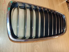 BMW 4 F32 F33 Grille calandre supérieure de pare-chocs avant 7294813