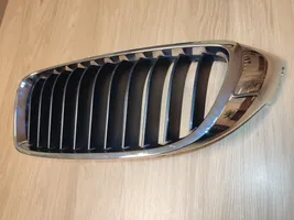 BMW 4 F32 F33 Maskownica / Grill / Atrapa górna chłodnicy 7294813