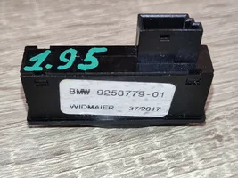 BMW 4 F32 F33 Przycisk otwierania klapy bagażnika 9253779