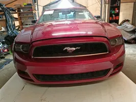 Ford Mustang V Etuoven ikkunalasi, neliovinen malli 