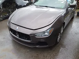 Maserati Ghibli Sivuhelman/astinlaudan suoja 6700113650