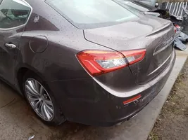 Maserati Ghibli Grilles/couvercle de haut-parleur arrière 