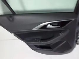 Infiniti Q30 Rivestimento del pannello della portiera posteriore 