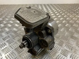 Volvo XC90 Motor reductor de la caja de velocidades trasera 5WP22201