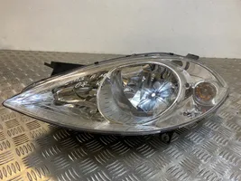 Mercedes-Benz A W169 Lampa przednia A1698200161