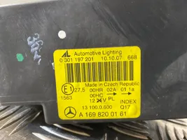 Mercedes-Benz A W169 Lampa przednia A1698200161