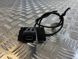 Jeep Compass USB jungtis 68078230AB