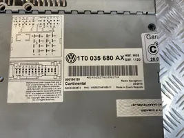 Volkswagen PASSAT B6 Radija/ CD/DVD grotuvas/ navigacija 1T0035680AX