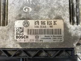 Volkswagen Touareg I Sterownik / Moduł ECU 070906016BC