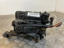 Mercedes-Benz E W211 Compressore/pompa sospensioni pneumatiche 2113200304