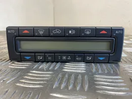 Mercedes-Benz E W210 Panel klimatyzacji 2108302485