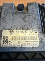 Volkswagen Golf V Calculateur moteur ECU 03G906021JG