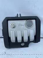 Volkswagen Golf V Moottorin koppa 03G103925AB