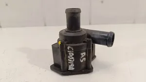 Audi A5 8T 8F Pompe de circulation d'eau 