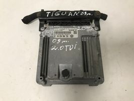 Volkswagen Tiguan Dzinēja vadības bloks 03L906022HA