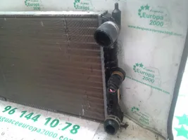 Volkswagen Polo II 86C 2F Radiateur de refroidissement 253348T