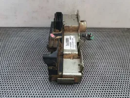 Ford Connect Zamek drzwi przednich 2T1AV21812BF