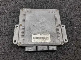 Nissan Interstar Sterownik / Moduł ECU 0281010783