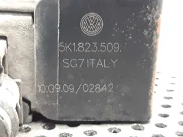 Volkswagen Golf VI Fissaggio gancio/anello 5K1823509