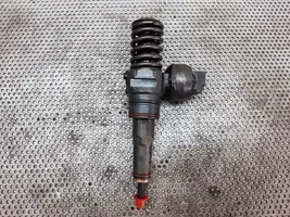 Volkswagen Polo Fuel injector 038130073AJ