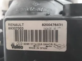 Renault Megane II Etu-/Ajovalo 82004764431