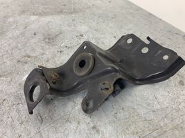 Honda CR-V Radiator mount bracket 