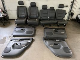 Toyota Land Cruiser (J120) Set interni 