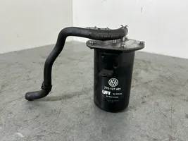 Volkswagen Touareg II Boîtier de filtre à carburant 7P6127401