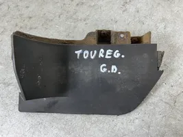 Volkswagen Touareg II Parafango posteriore 7P6854856