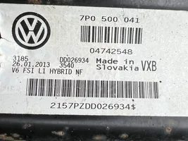 Volkswagen Touareg II Задняя траверса 7P0500041