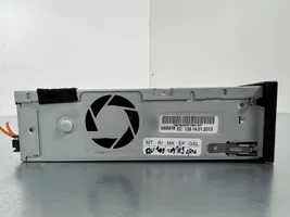 Volkswagen Touareg II Navigation unit CD/DVD player 7P6035670E