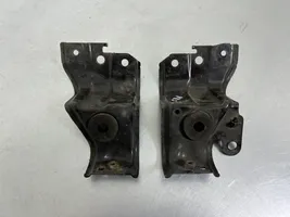 Honda CR-V Radiator mount bracket 