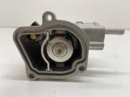 Mercedes-Benz Sprinter W901 W902 W903 W904 Boîtier de thermostat / thermostat A6112031175