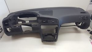 Volvo S60 Dashboard 9177707