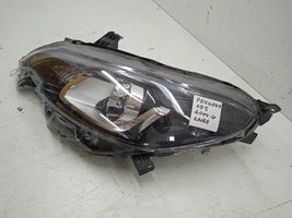 Peugeot 108 Lampa przednia 811500H150