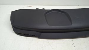 Audi A1 Rivestimento della parte inferiore del paraurti posteriore 8XA807421B